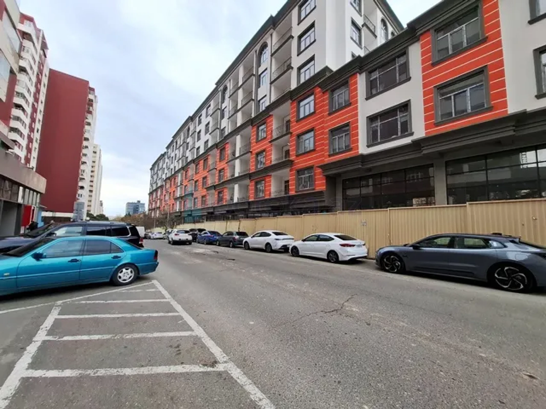 Satılır 3 otaqlı yeni tikili 114 m²