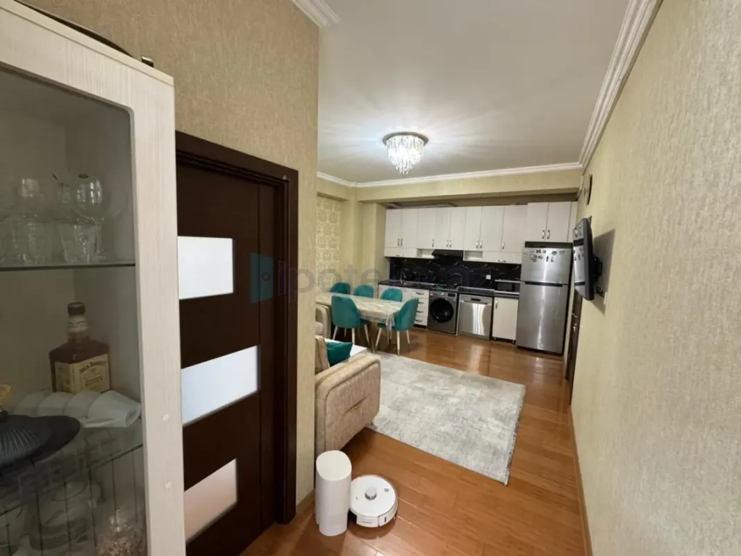 Satılır 3 otaqlı yeni tikili 60 m²