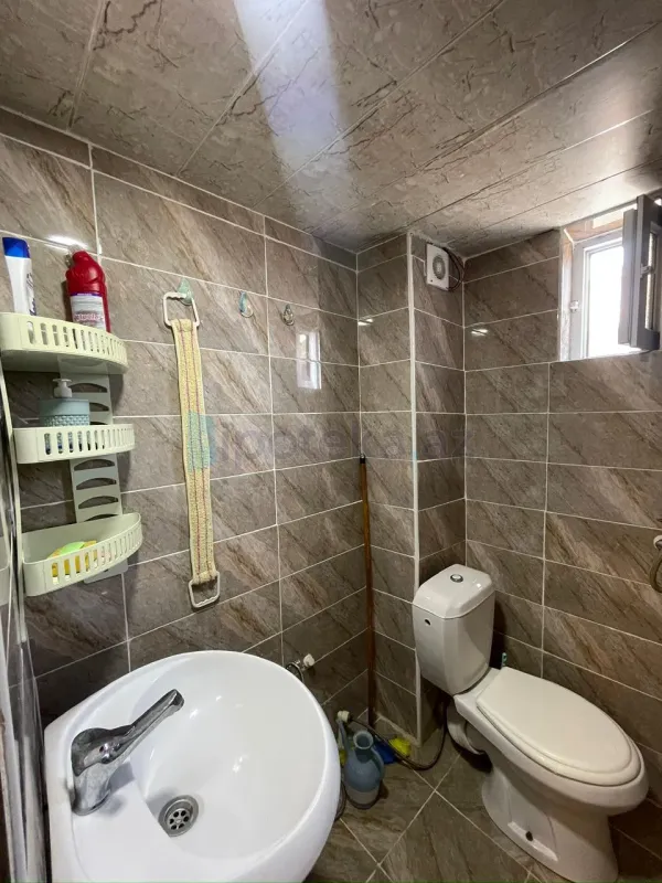 Satılır 5 otaqlı həyət evi 150 m²