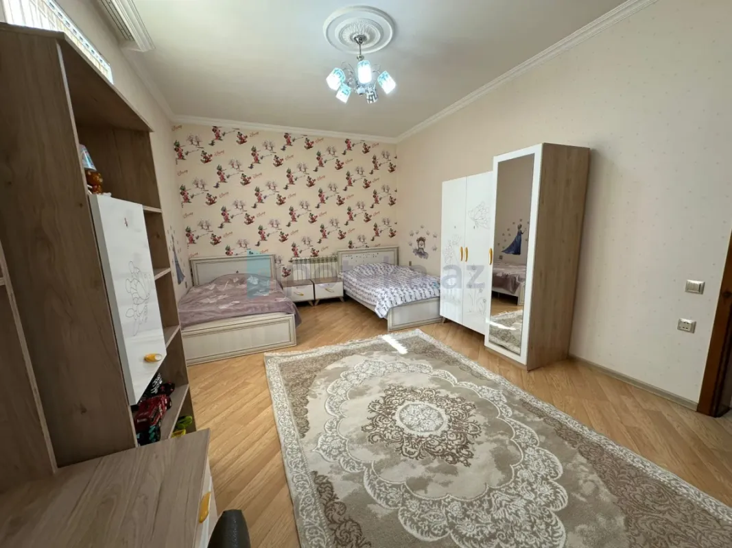 Satılır 4 otaqlı həyət evi 100 m²