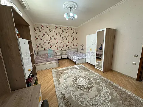 Satılır 4 otaqlı həyət evi 100 m²