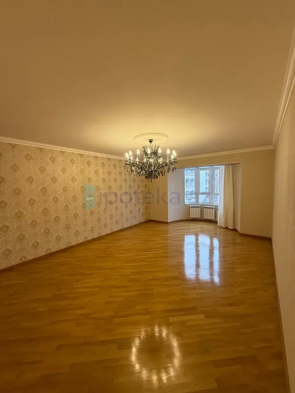 Satılır 3 otaqlı yeni tikili 138 m²