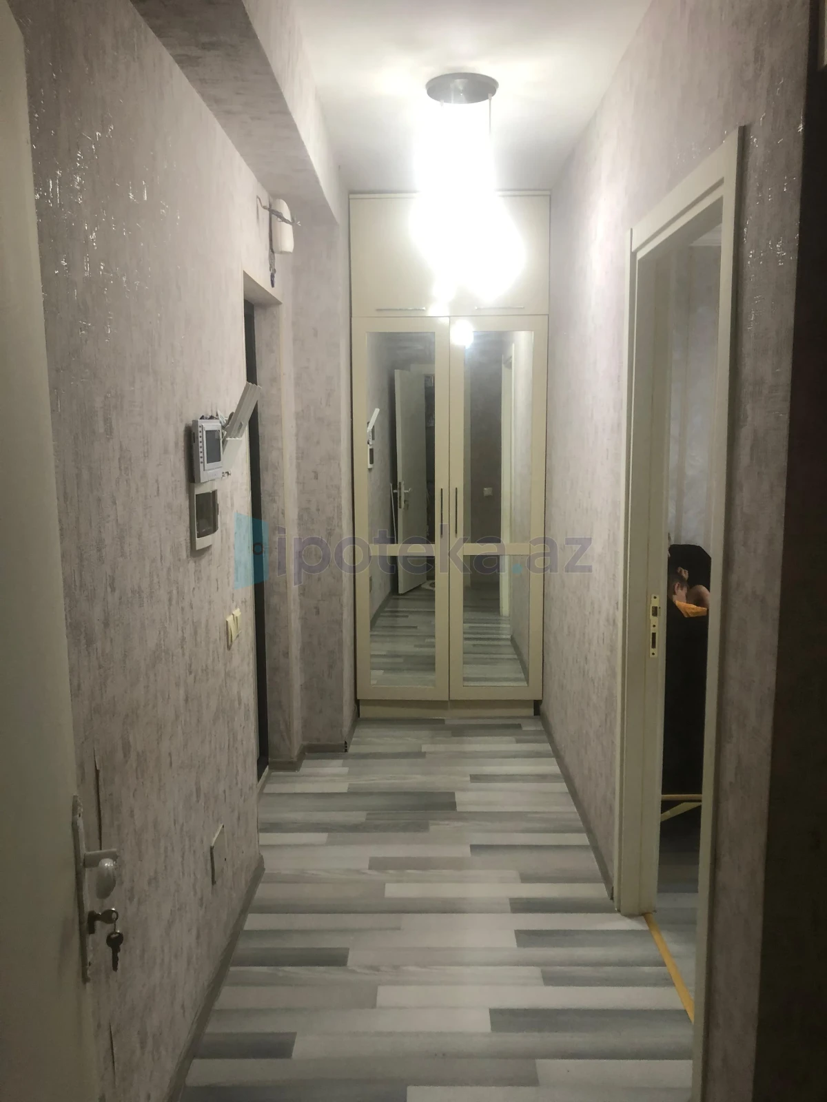 Satılır 2 otaqlı yeni tikili 50 m²