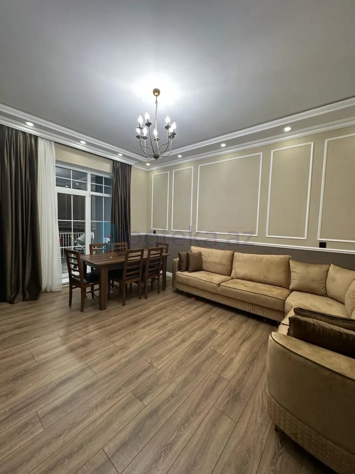 Satılır 4 otaqlı həyət evi 200 m²