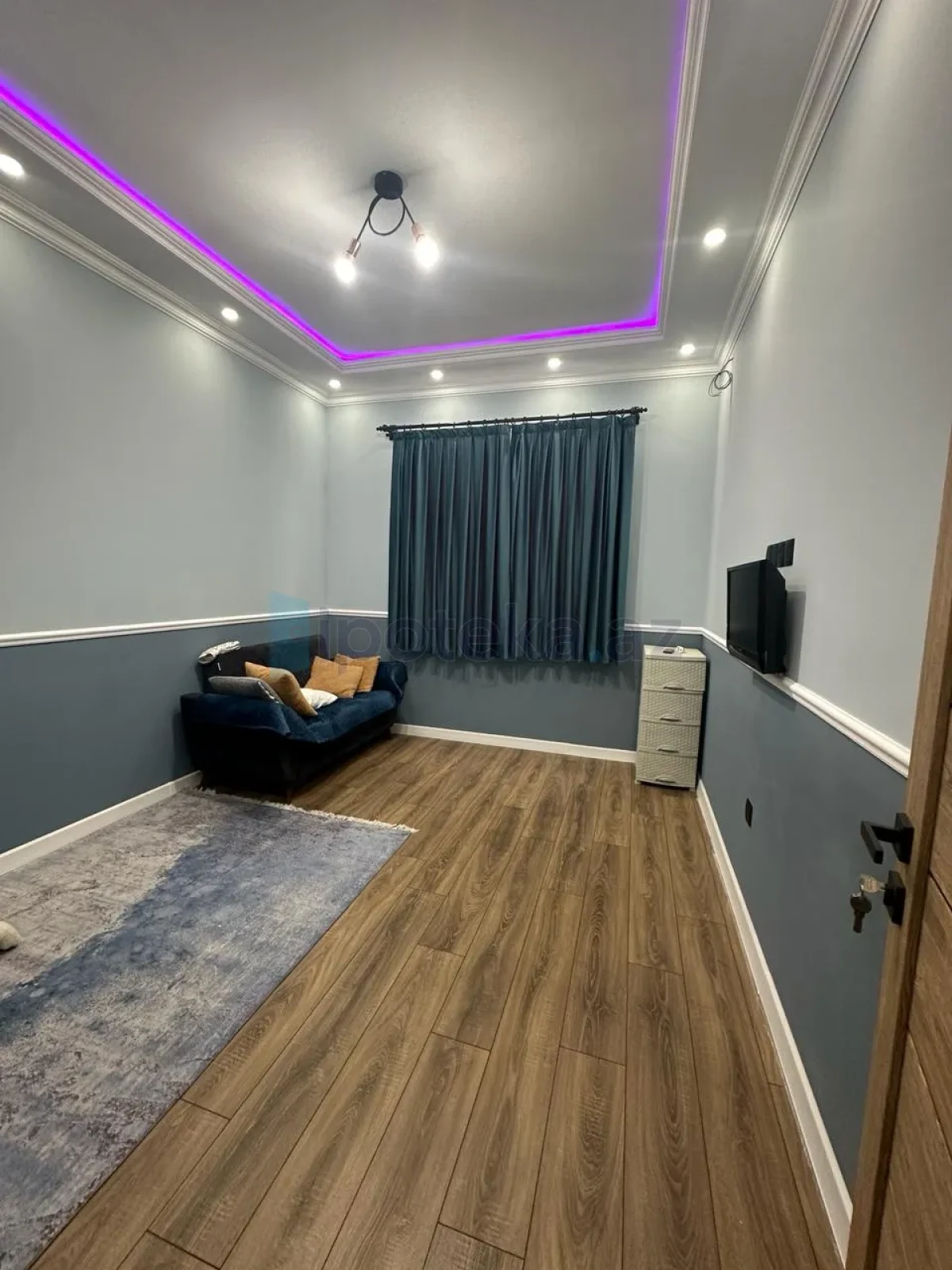 Satılır 4 otaqlı həyət evi 200 m²