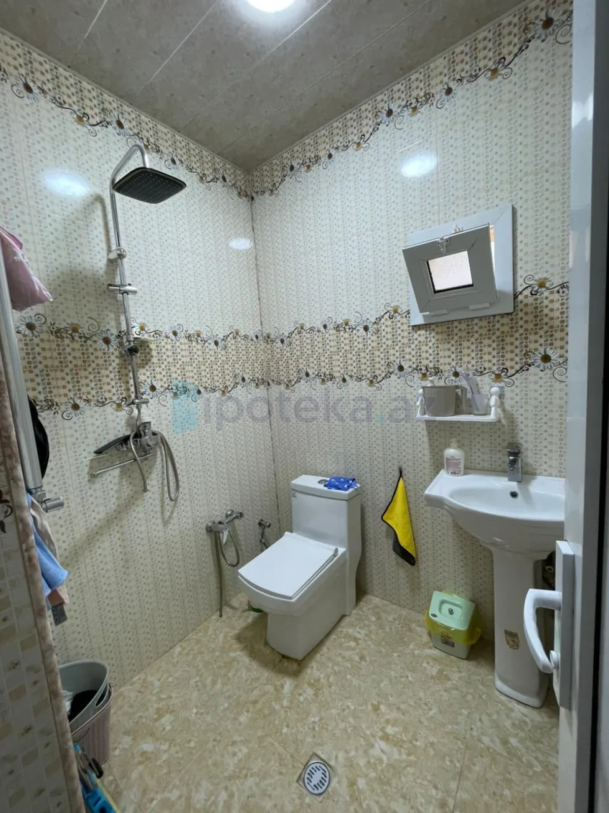 Satılır 4 otaqlı həyət evi 150 m²