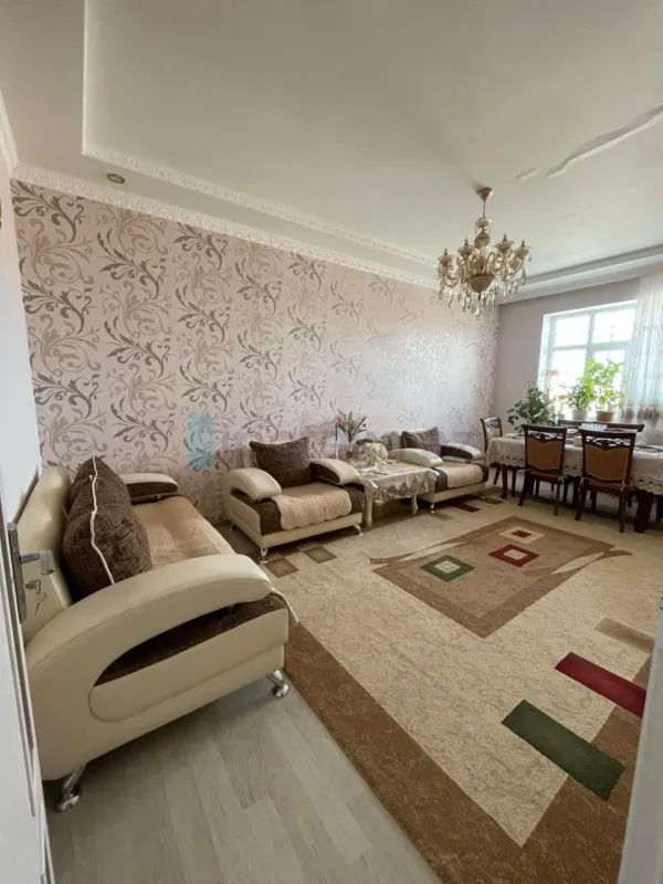 Satılır 4 otaqlı həyət evi 150 m²
