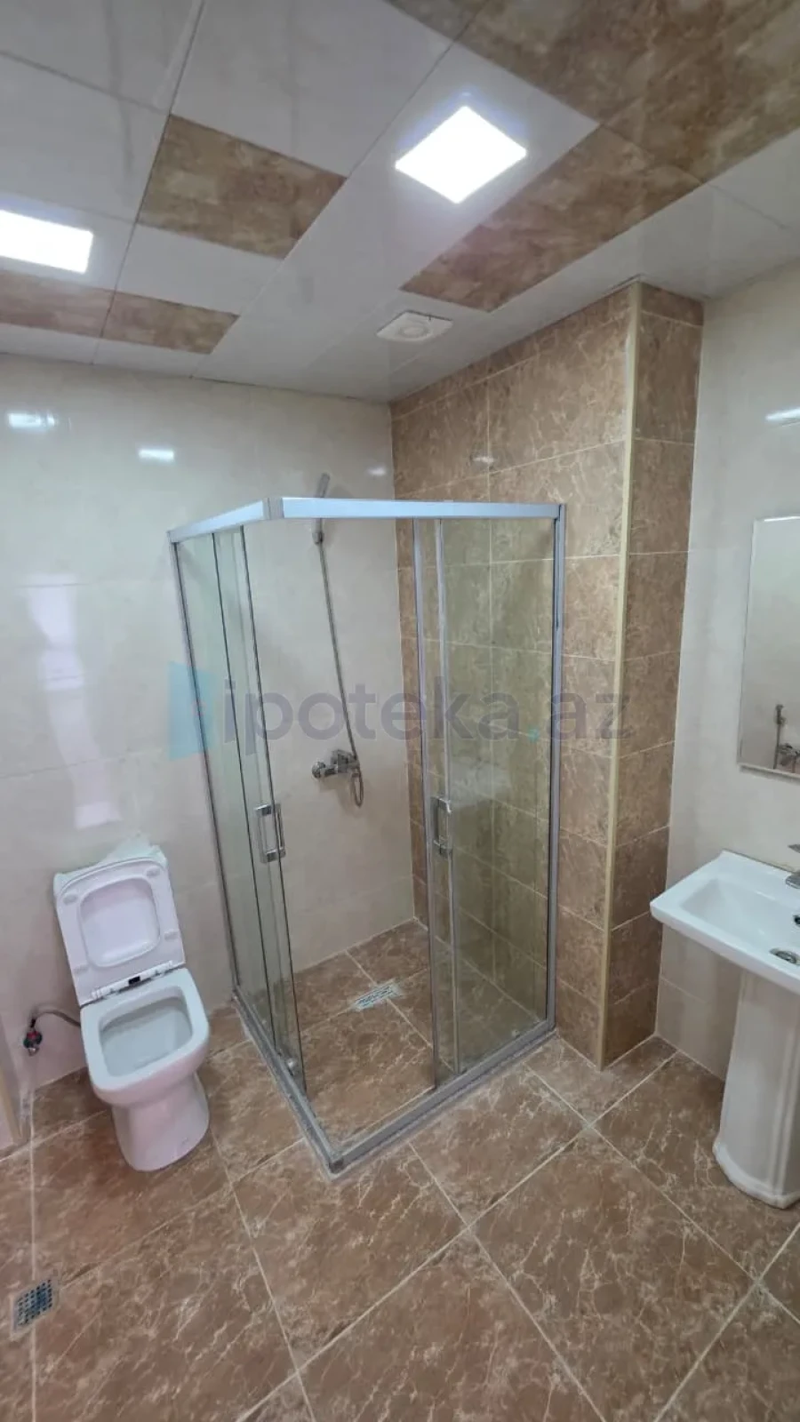 Satılır 2 otaqlı yeni tikili 99 m²