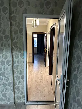 Satılır 2 otaqlı köhnə tikili 49 m²