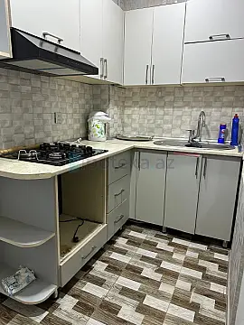 Satılır 2 otaqlı köhnə tikili 49 m²