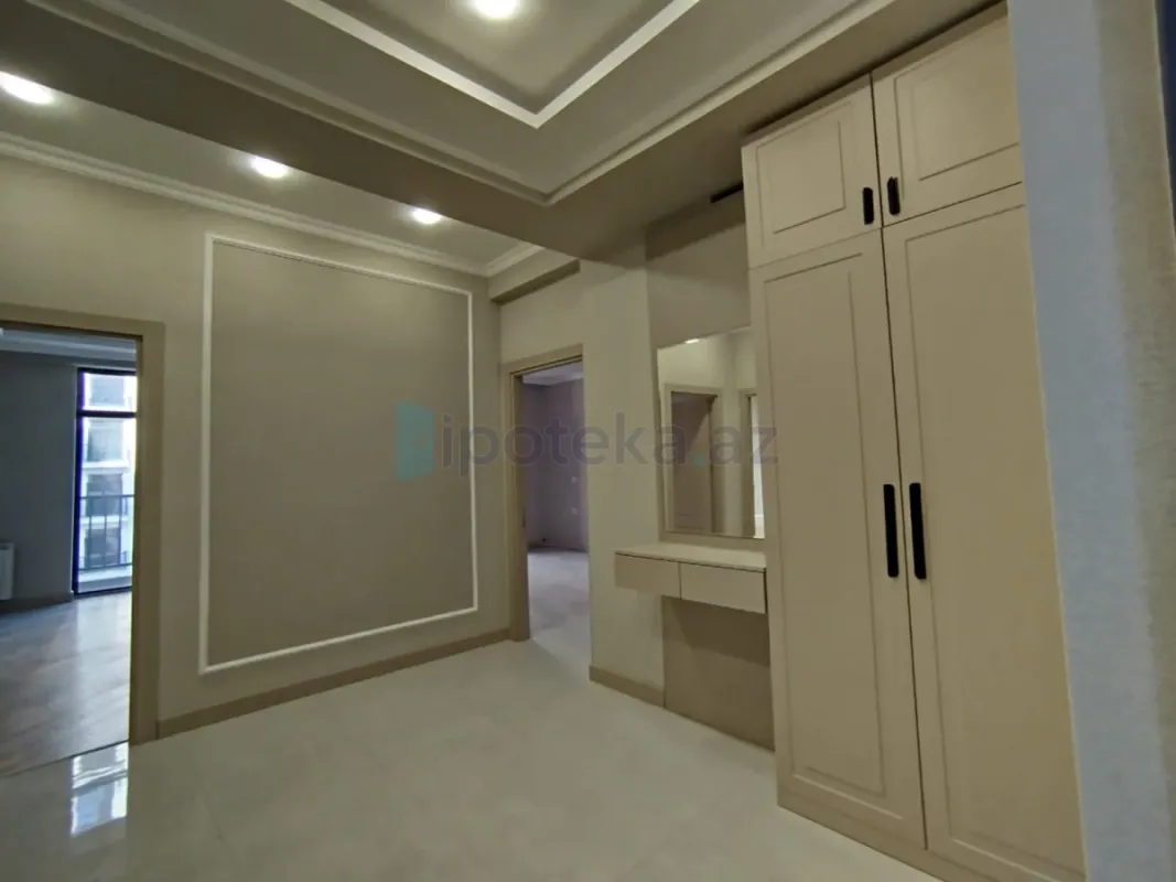 Satılır 2 otaqlı yeni tikili 87 m²