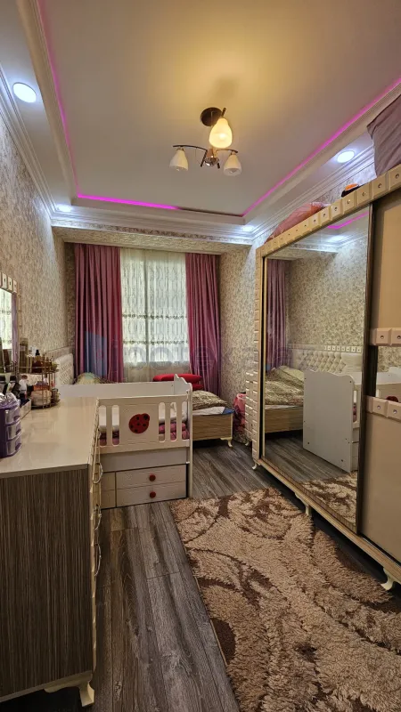 Satılır 2 otaqlı yeni tikili 62 m²