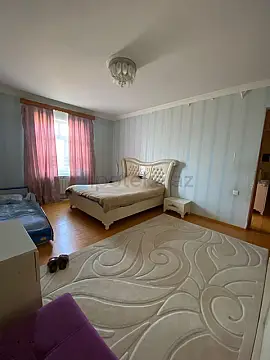 Satılır 5 otaqlı həyət evi 140 m²