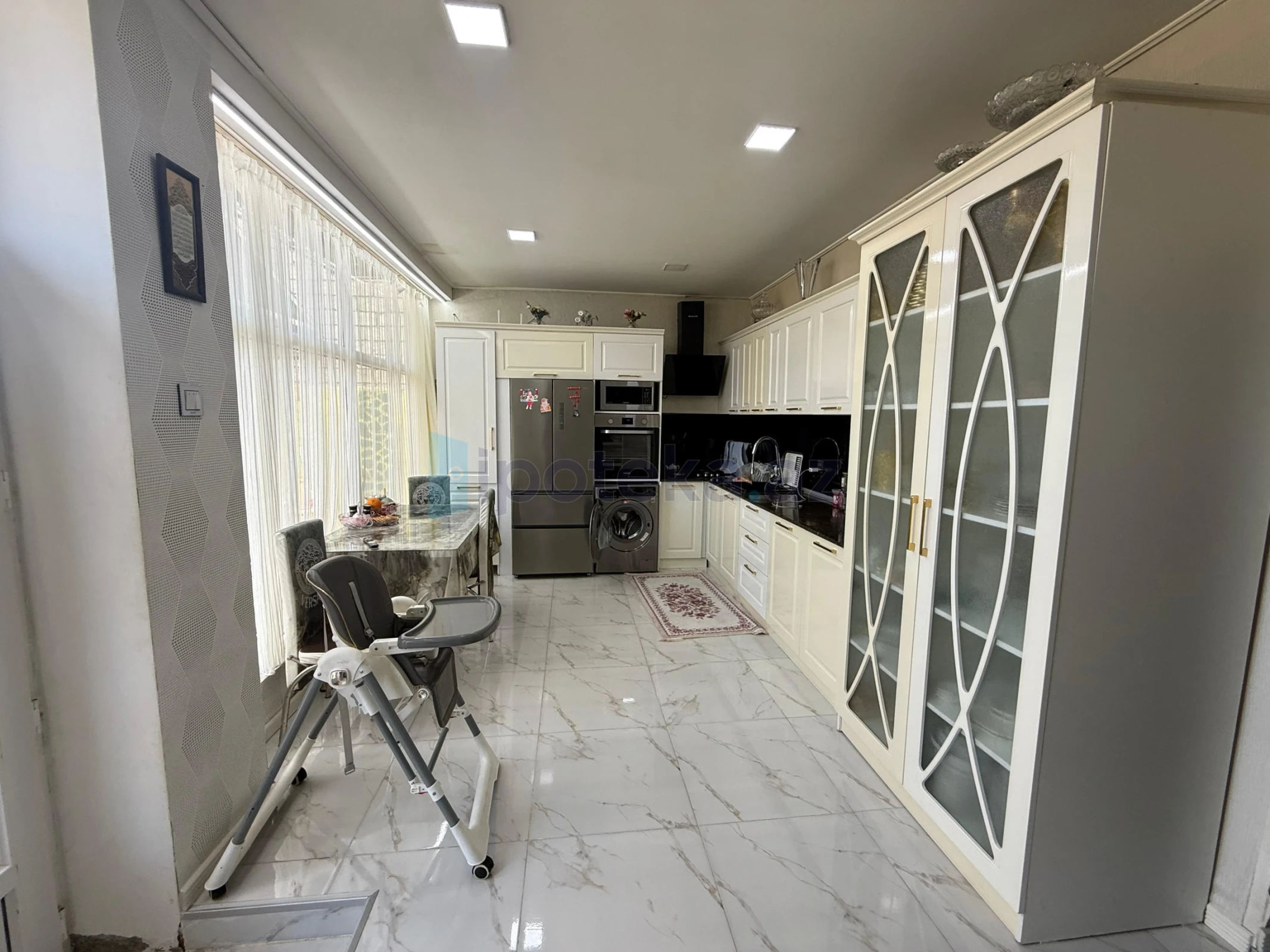 Satılır 4 otaqlı həyət evi 100 m²