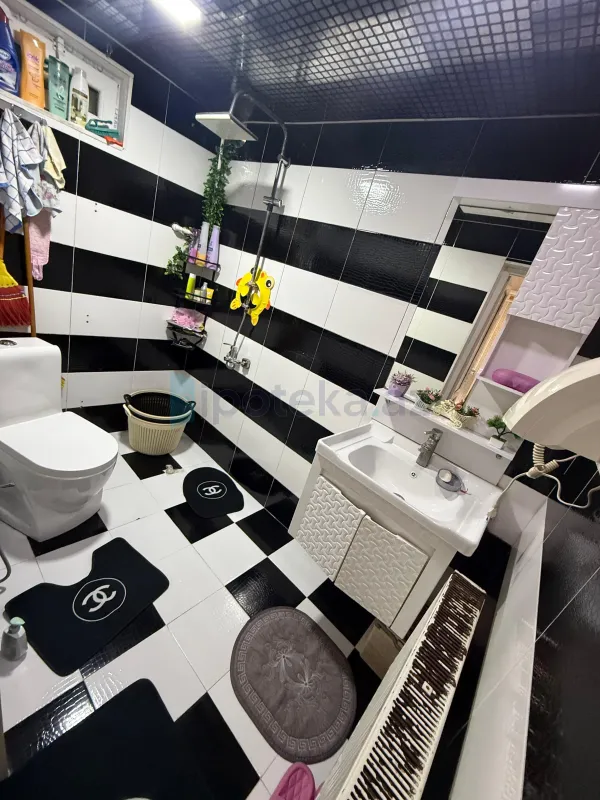 Satılır 4 otaqlı həyət evi 100 m²