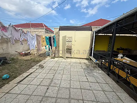 Satılır 4 otaqlı həyət evi 100 m²