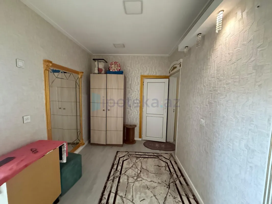 Satılır 4 otaqlı həyət evi 100 m²