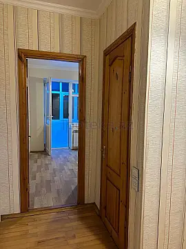Satılır 1 otaqlı köhnə tikili 44 m²
