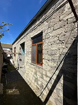 Satılır 3 otaqlı həyət evi 90 m²