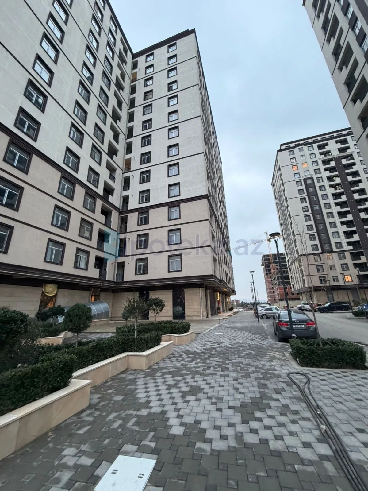 Satılır 3 otaqlı yeni tikili 103 m²