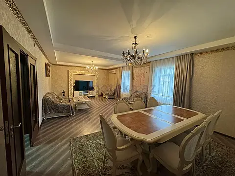 Satılır 5 otaqlı həyət evi 240 m² — Bakı, Bülbülə 5 otaq 240.00 m²