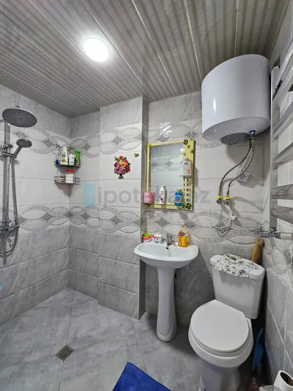 Satılır 3 otaqlı yeni tikili 72 m²