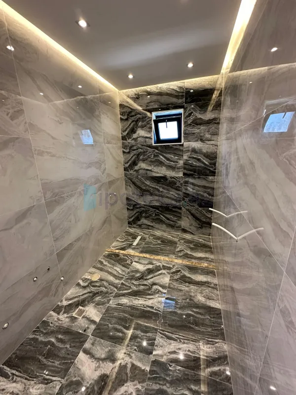 Satılır 5 otaqlı həyət evi 160 m²