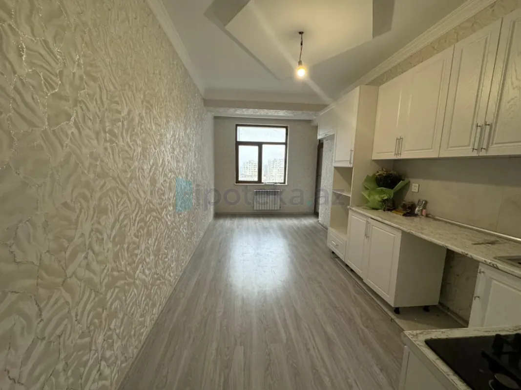 Satılır 2 otaqlı yeni tikili 99 m²