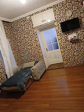 Satılır 1 otaqlı köhnə tikili 34 m²