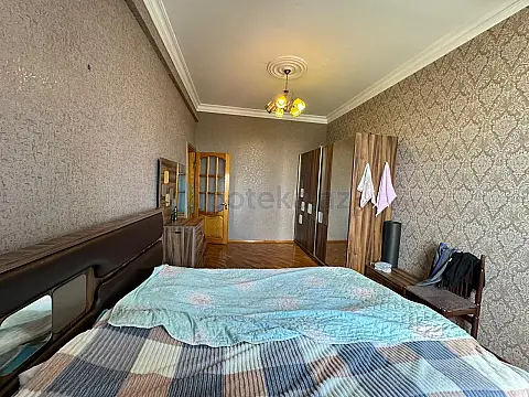 Satılır 2 otaqlı yeni tikili 75 m²