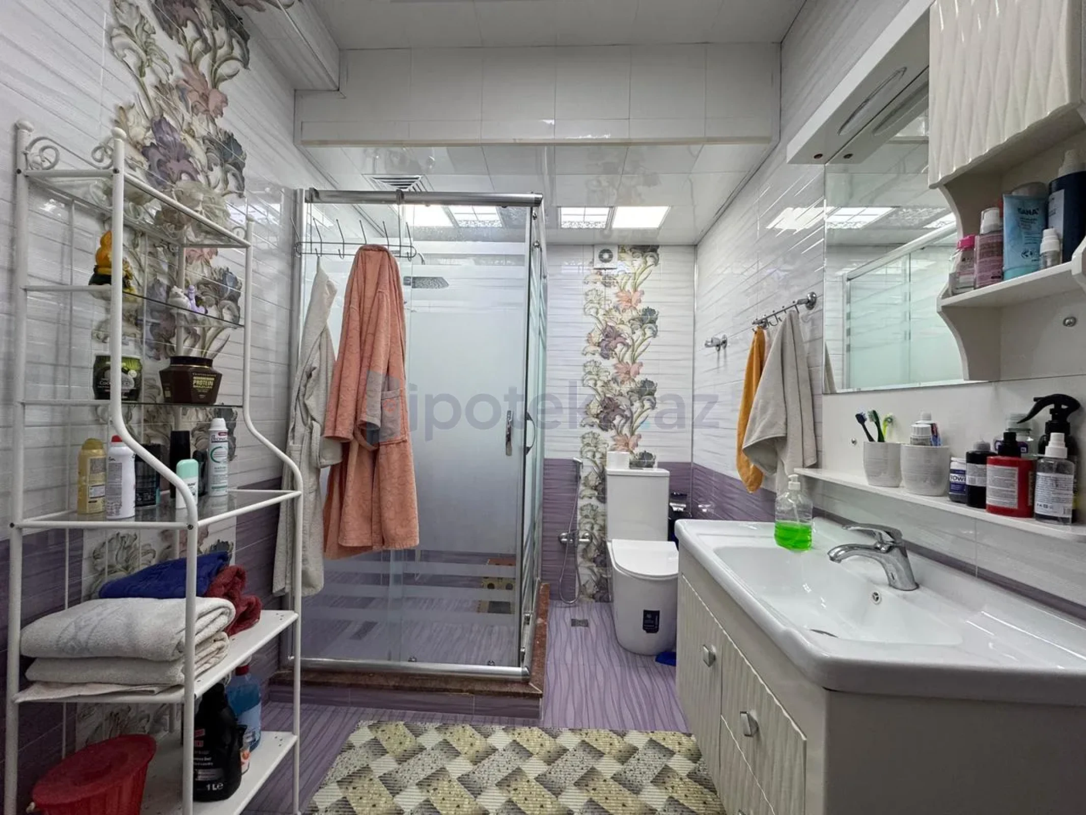 Satılır 3 otaqlı yeni tikili 90 m²