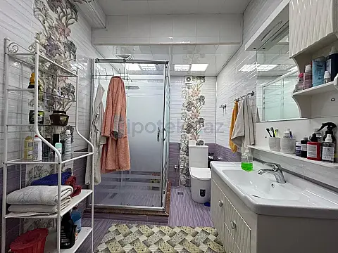 Satılır 3 otaqlı yeni tikili 90 m²