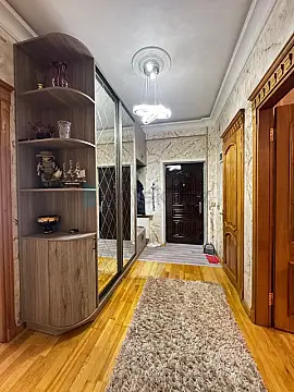 Satılır 3 otaqlı yeni tikili 90 m²