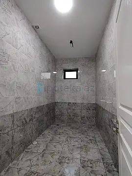 Satılır 4 otaqlı həyət evi 200 m²