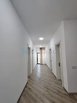 Satılır 4 otaqlı həyət evi 200 m²