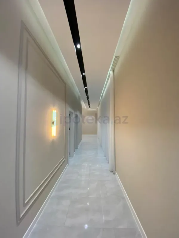 Satılır 4 otaqlı mənzil 150 m²