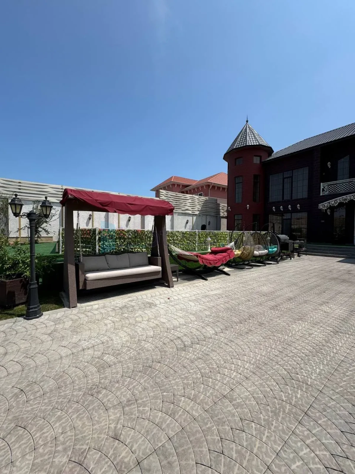 Satılır 6 otaqlı mənzil 450 m²