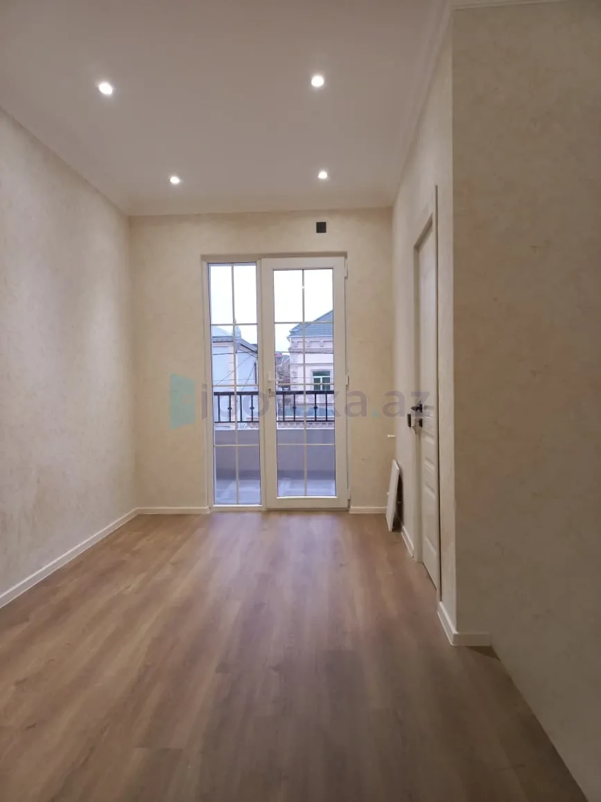 Satılır 5 otaqlı həyət evi 207 m²