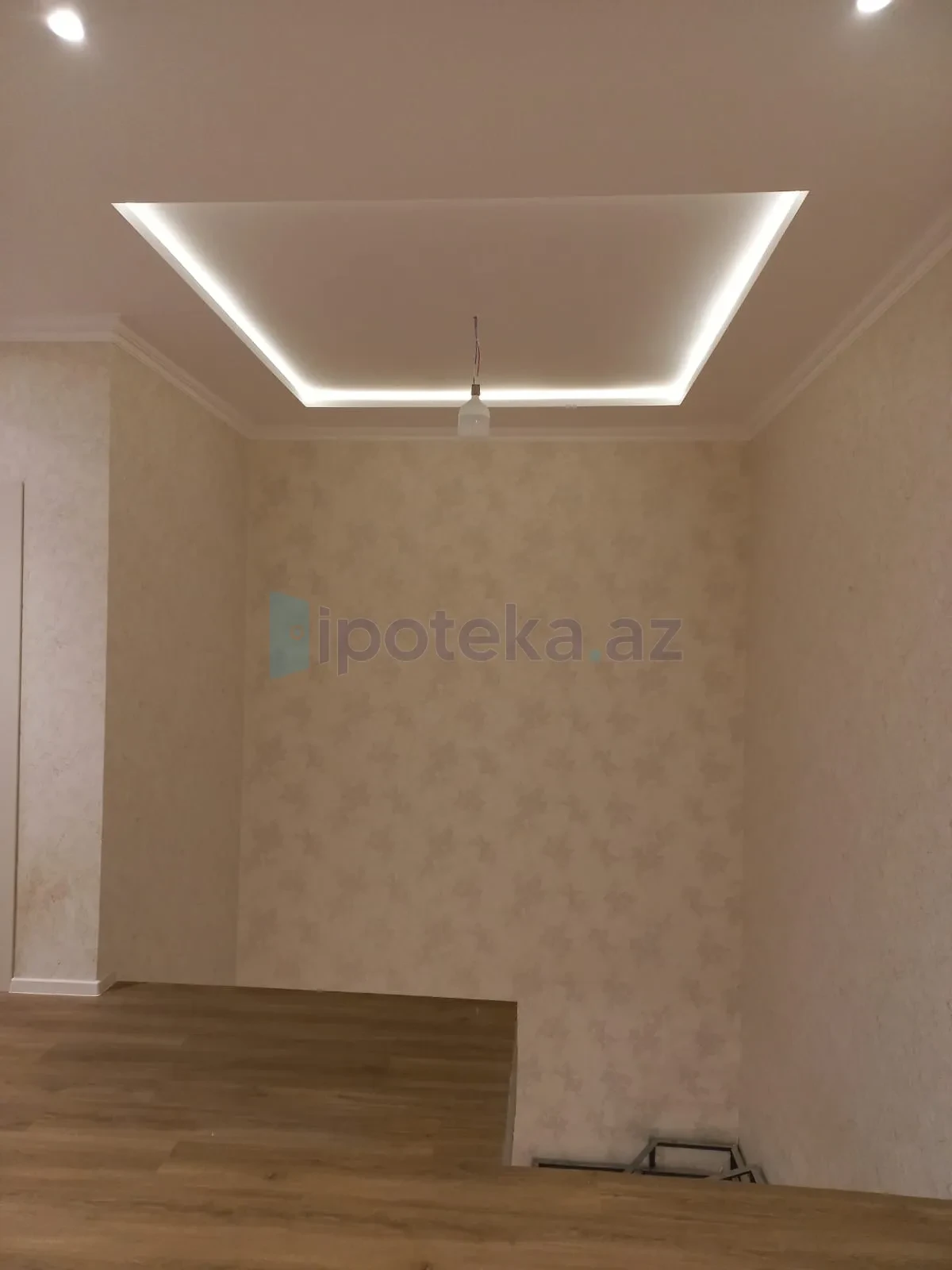 Satılır 5 otaqlı həyət evi 207 m²