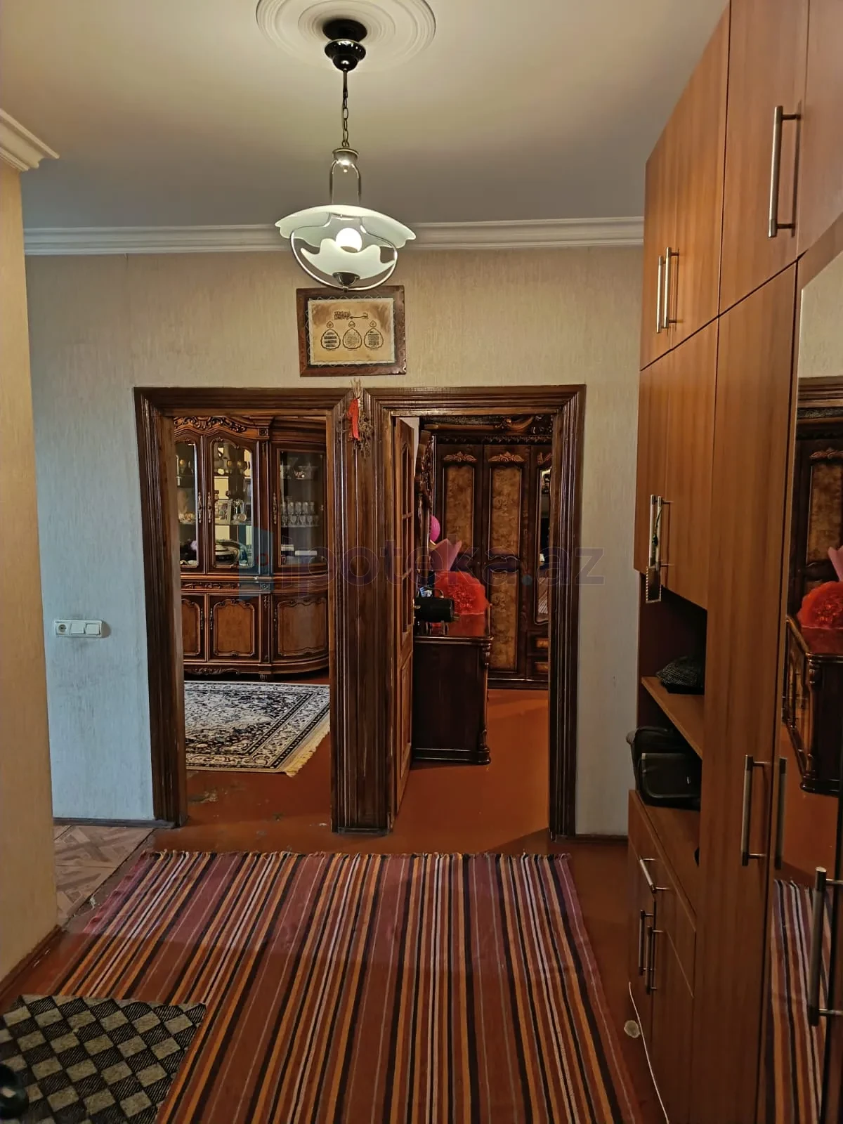 Satılır 4 otaqlı köhnə tikili 97 m²