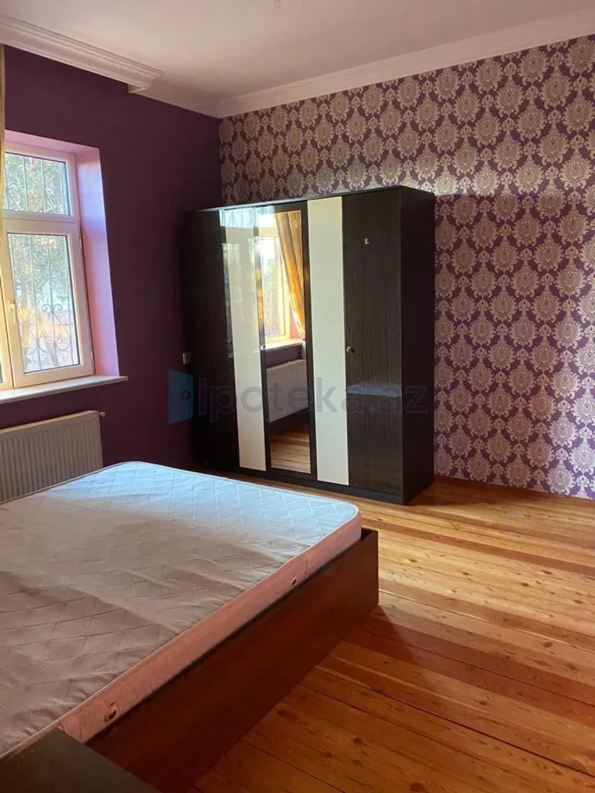 Satılır 4 otaqlı həyət evi 200 m²