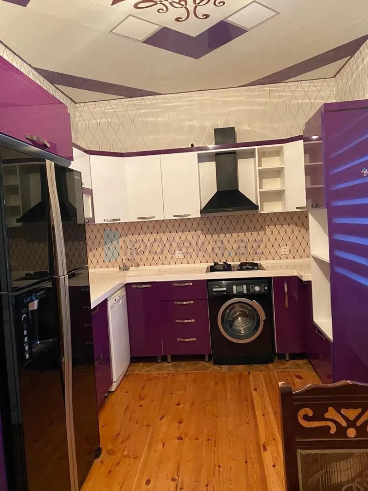 Satılır 4 otaqlı həyət evi 200 m²