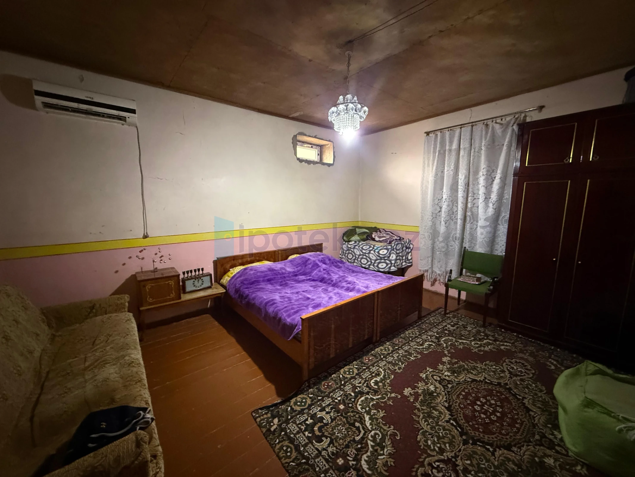 Satılır 4 otaqlı həyət evi 100 m²