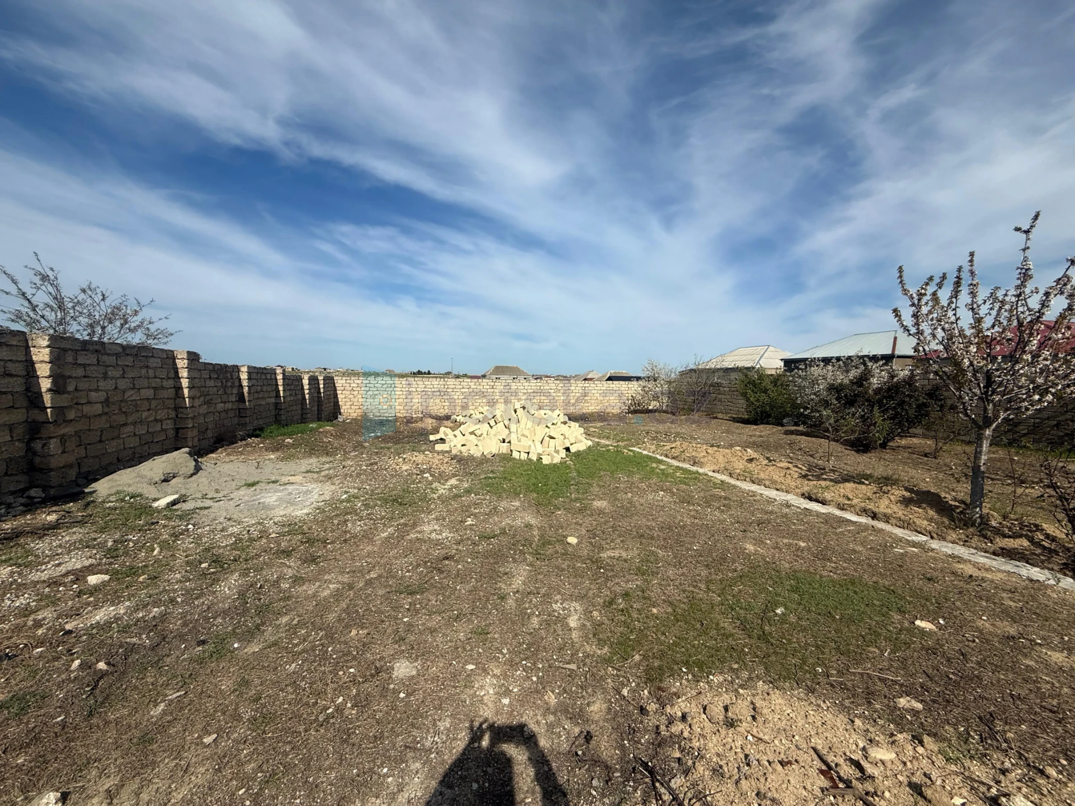 Satılır torpaq sahəsi 6 m²