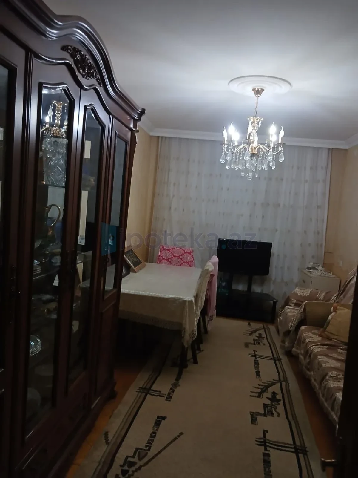 Satılır 3 otaqlı köhnə tikili 80 m²