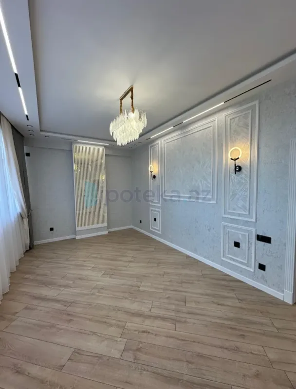 Satılır 3 otaqlı yeni tikili 135 m²