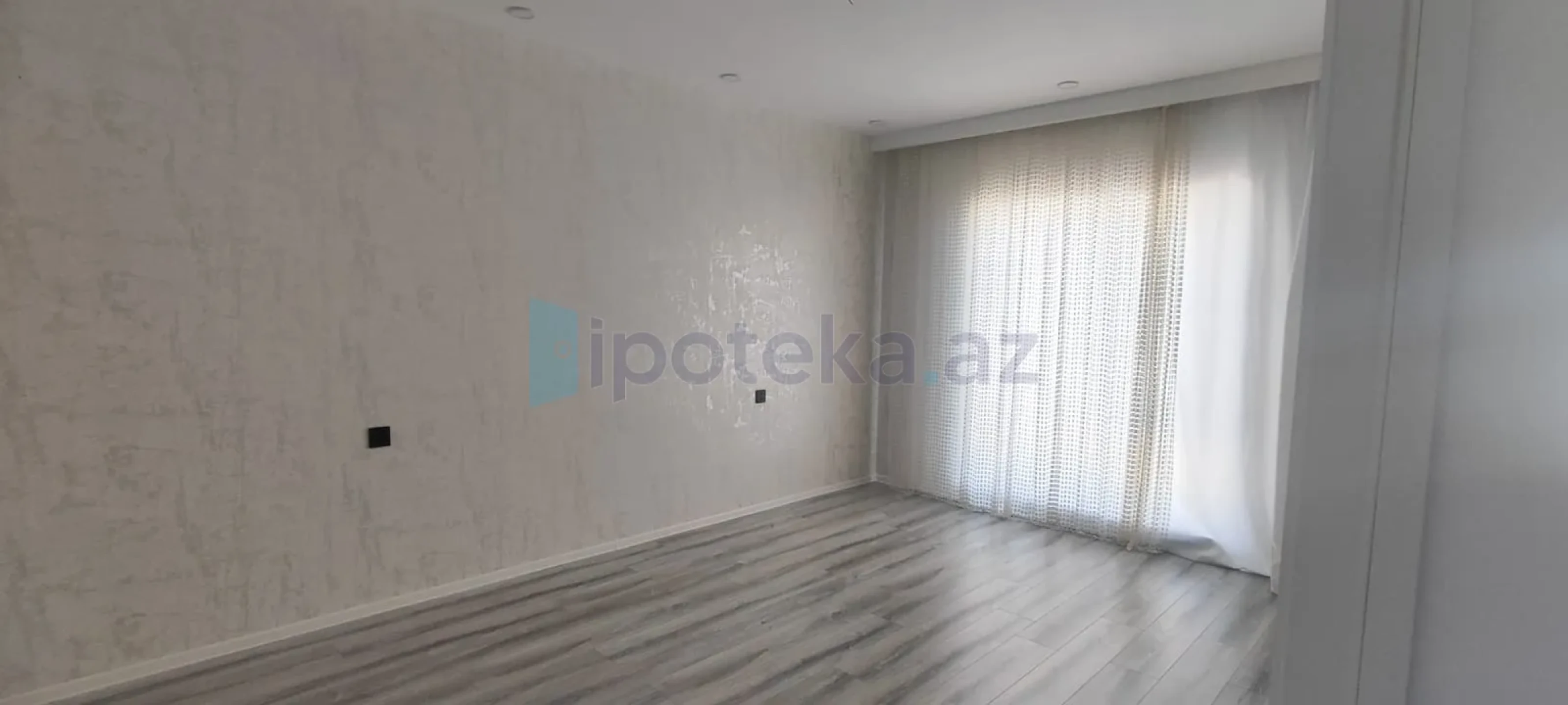 Satılır 5 otaqlı həyət evi 170 m²