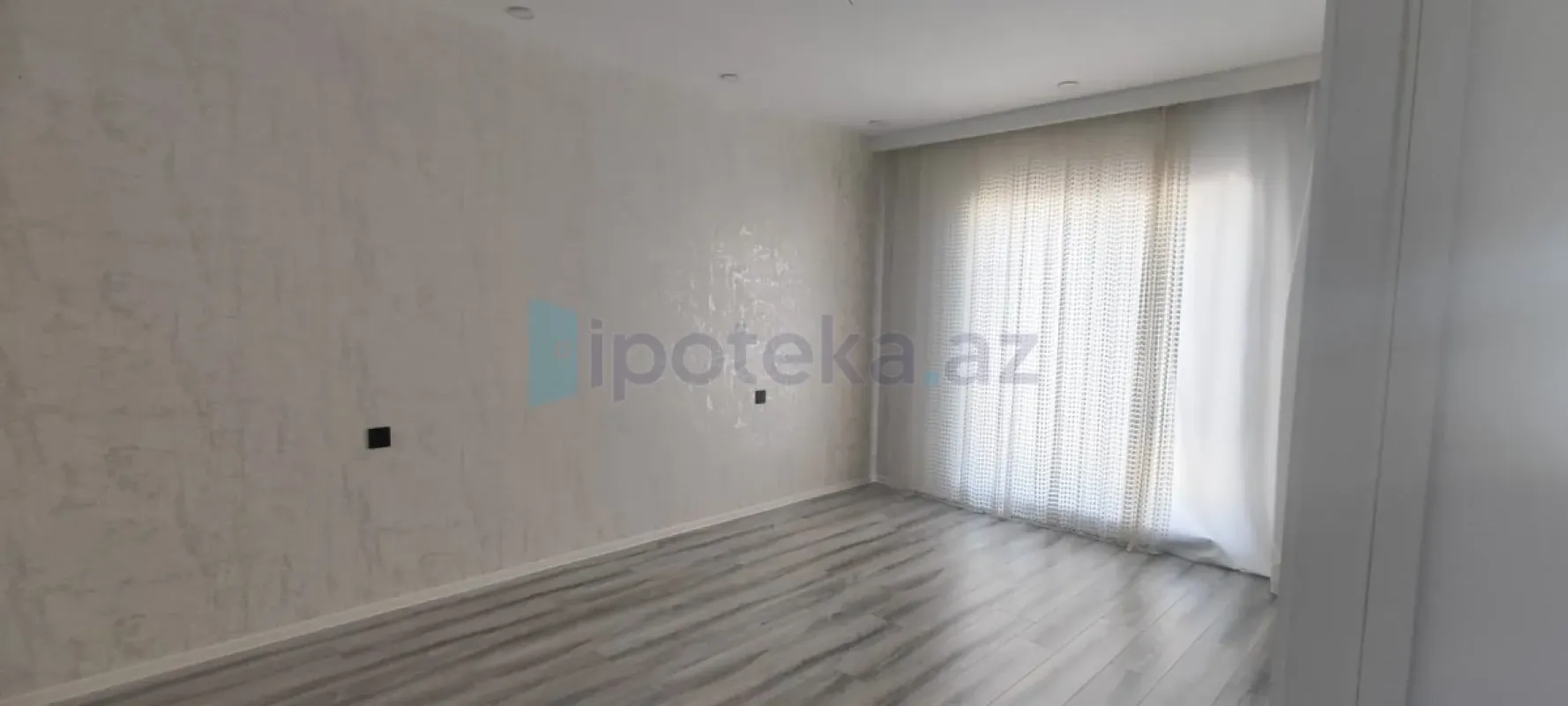 Satılır 5 otaqlı həyət evi 170 m²