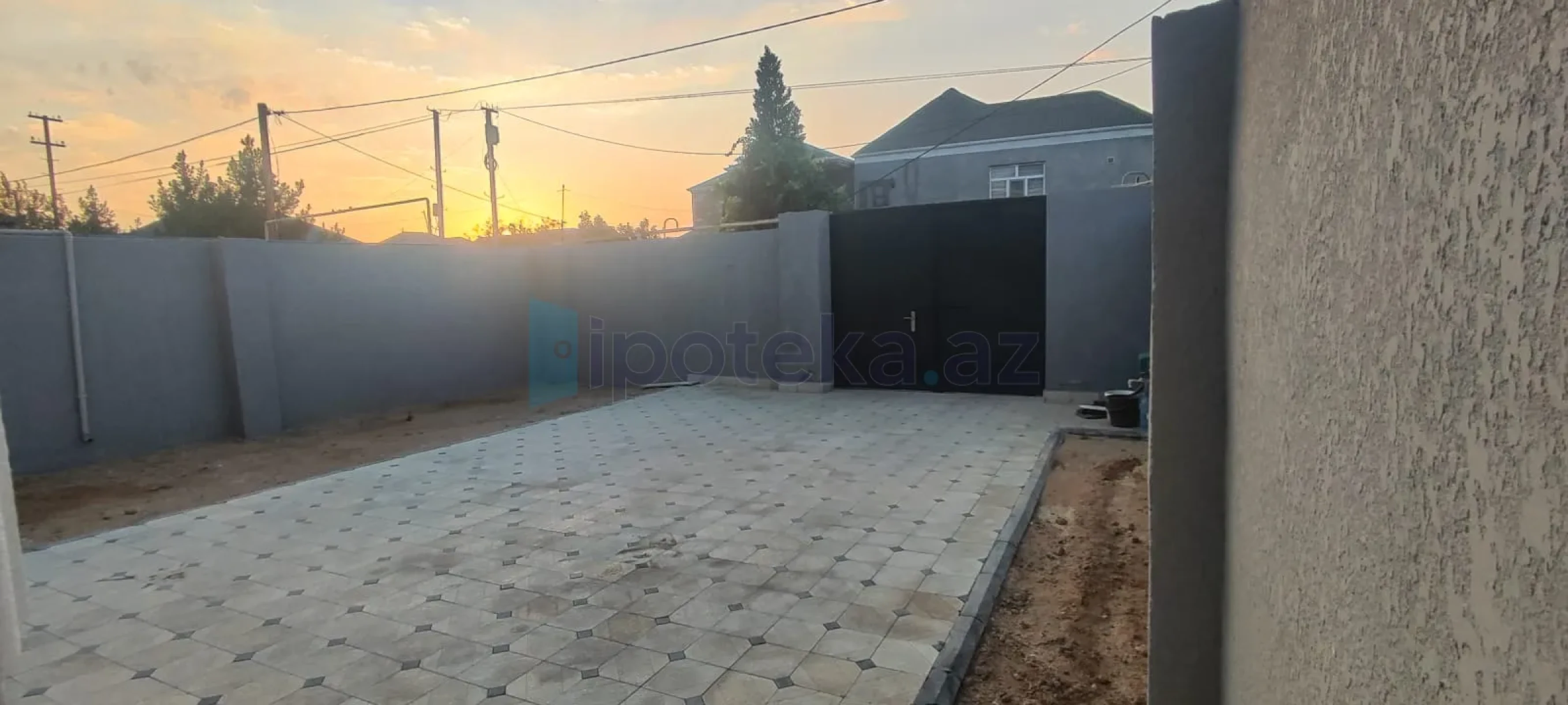 Satılır 5 otaqlı həyət evi 170 m²