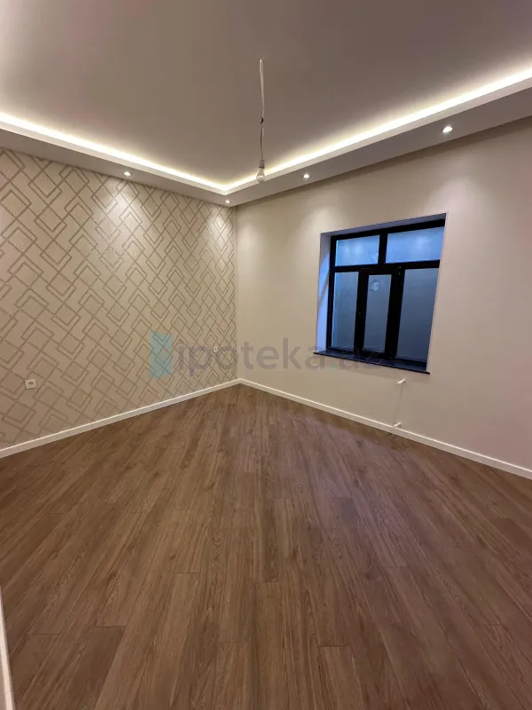 Satılır 5 otaqlı həyət evi 160 m²